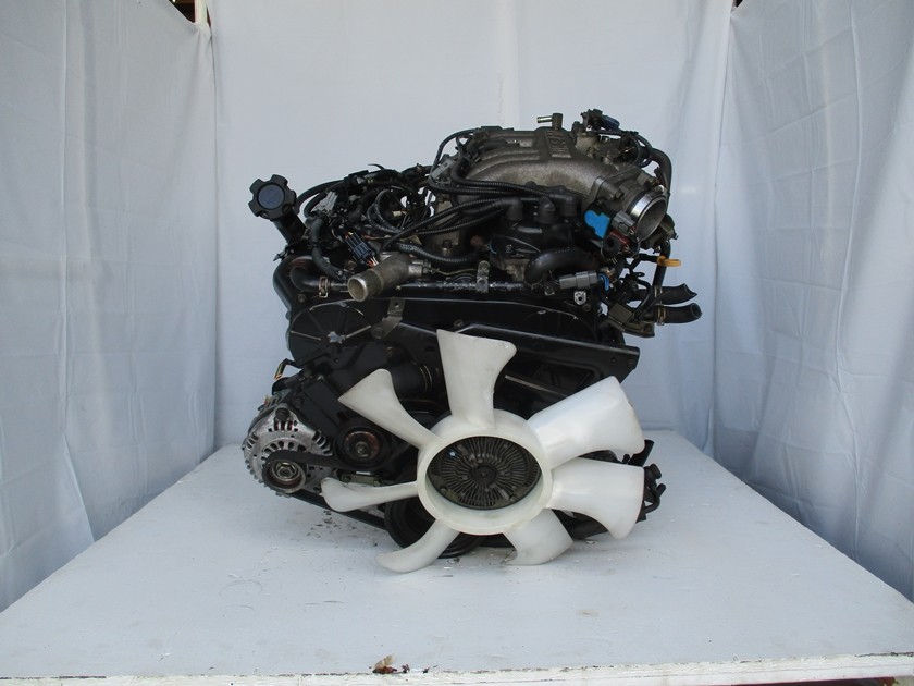 JDM 2000-2002 NISSAN PATHFINDER 3.3L V6 ENGINE ( VG33.ENG )